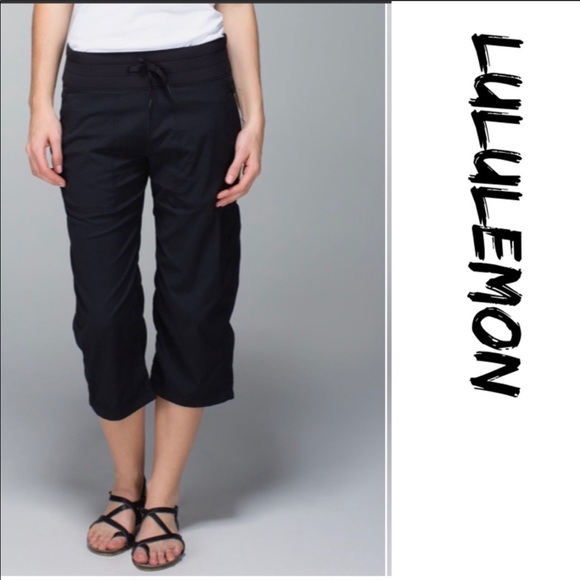 Lululemon black studio crop pants - Picture 1 of 9